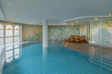 Wellness_Schwimmbad (1)